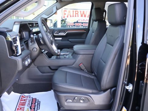 New 2026 GMC Sierra 1500 Denali w/ Denali Reserve Package image 16