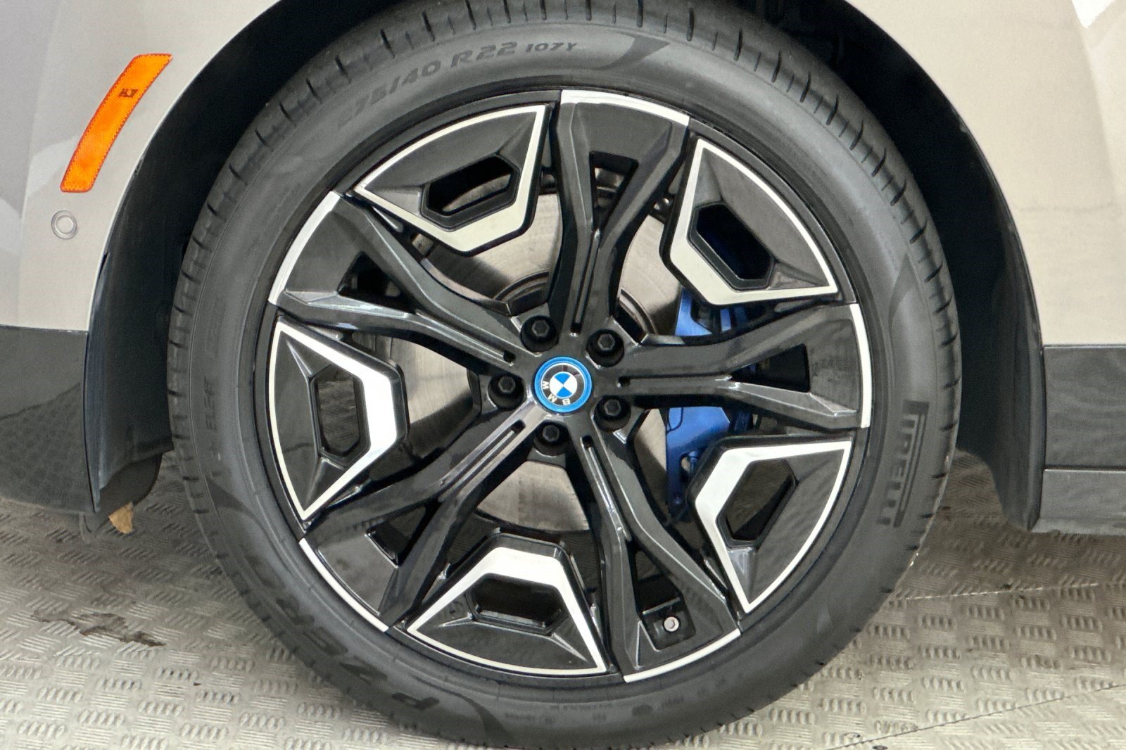 Certified 2024 BMW iX xDrive50 w/ Premium Package AWD/4WD image 12