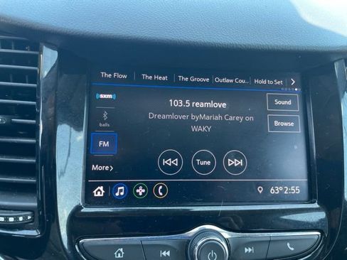 Used 2020 Chevrolet Trax LT w/ Driver Confidence Package AWD/4WD image 29