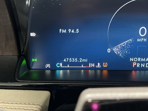 Used 2023 Lincoln Navigator L Reserve image 10