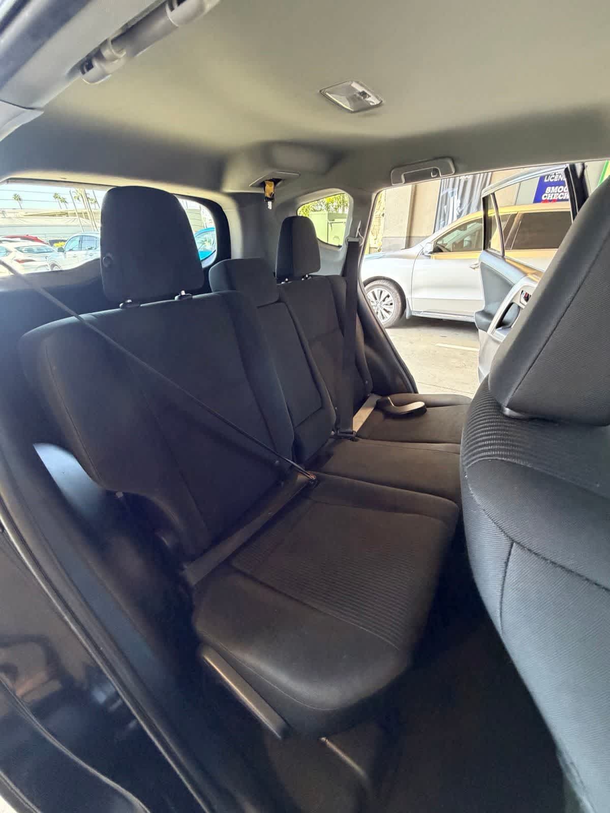 Used 2016 Toyota RAV4 LE FWD image 13