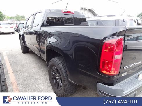 Used 2019 Chevrolet Colorado Z71 w/ Z71 Midnight Edition AWD/4WD image 4