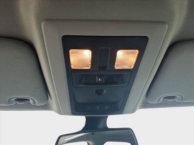 Used 2022 RAM 1500 Classic SLT w/ Electronics Convenience Group AWD/4WD image 29