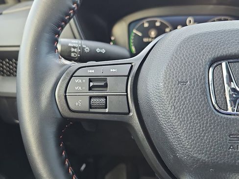 Used 2026 Honda CR-V TrailSport image 18