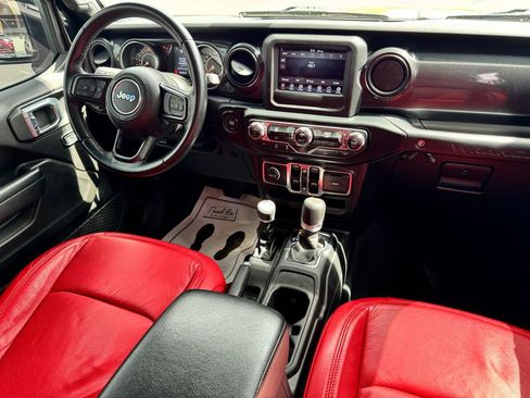 Used 2022 Jeep Wrangler Unlimited Sport AWD/4WD image 12