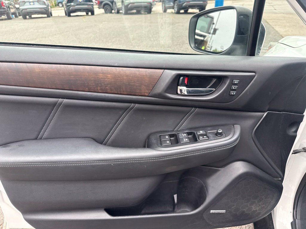 Used 2019 Subaru Outback 2.5i Limited AWD/4WD image 21