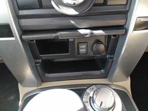 Used 2013 Toyota 4Runner SR5 w/ Convenience Pkg AWD/4WD image 11