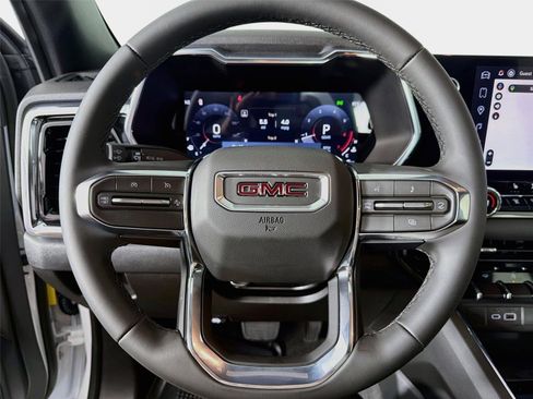 New 2026 GMC Canyon Elevation w/ Convenience Package RWD image 12