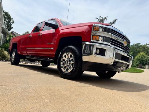 Used 2015 Chevrolet Silverado 2500 LTZ w/ LTZ Plus Package AWD/4WD image 24