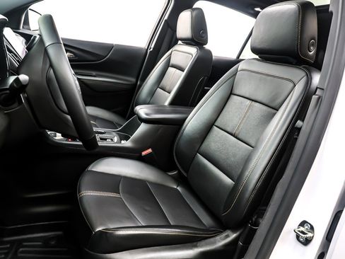 Used 2024 Chevrolet Equinox Premier image 17