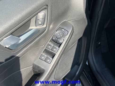 Used 2025 Ford Escape ST-Line FWD image 18