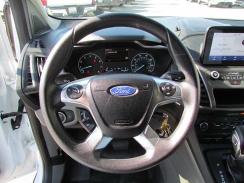 Used 2022 Ford Transit Connect XL image 17