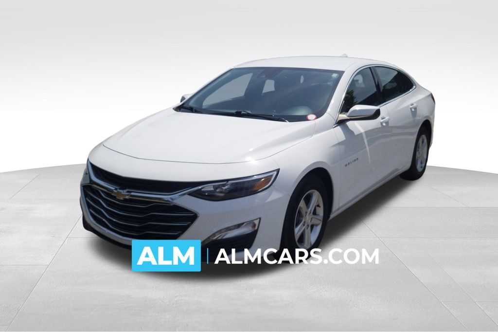 Used 2024 Chevrolet Malibu LT FWD image 1