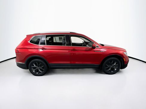 Used 2022 Volkswagen Tiguan SE image 4