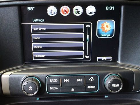 Used 2018 Chevrolet Silverado 1500 LT w/ All Star Edition AWD/4WD image 27