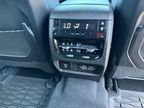 Used 2022 Jeep Grand Cherokee L Overland AWD/4WD image 33