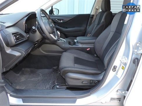 Used 2022 Subaru Outback Premium image 13