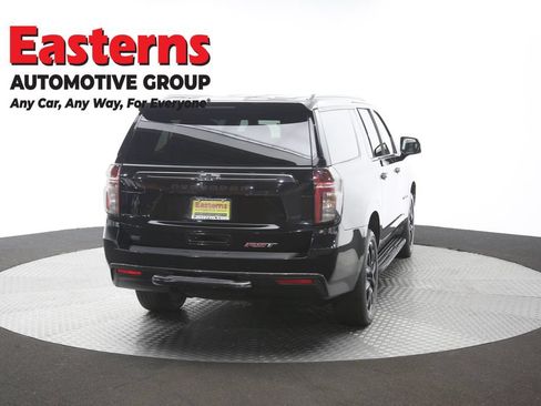 Used 2022 Chevrolet Suburban RST w/ Luxury Package AWD/4WD image 42