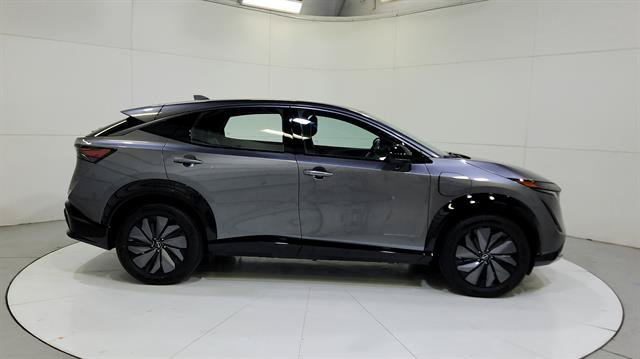 Certified 2024 Nissan Ariya AWD image 9