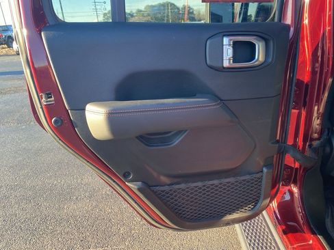 Used 2021 Jeep Gladiator Mojave image 32