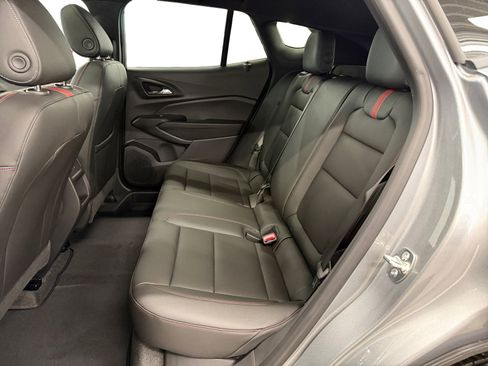 New 2026 Chevrolet Trax RS w/ Sunroof Package image 10