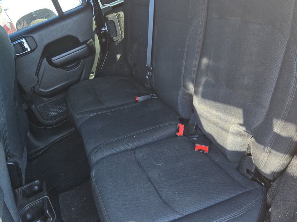Used 2021 Jeep Wrangler Unlimited Sport AWD/4WD image 5