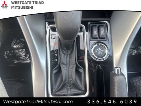 New 2026 Mitsubishi Eclipse Cross LE image 23