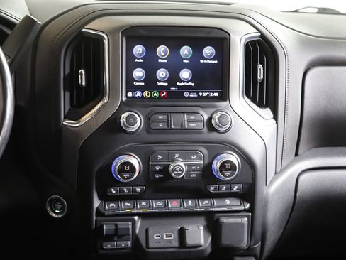 Used 2020 GMC Sierra 1500 Denali w/ Technology Package AWD/4WD image 15