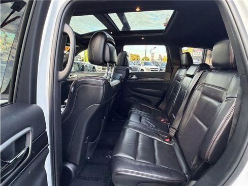 Used 2017 Jeep Grand Cherokee Trailhawk w/ Trailhawk Luxury Group image 20