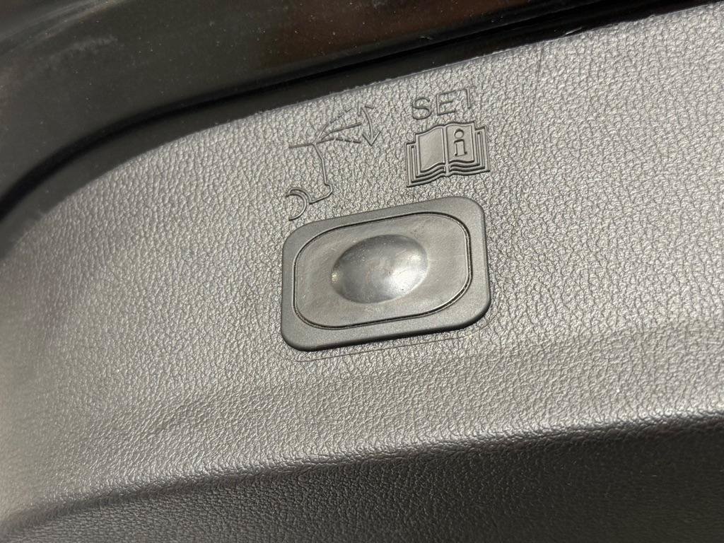 Used 2013 Ford Escape Titanium w/ Parking Technology Pkg FWD image 37