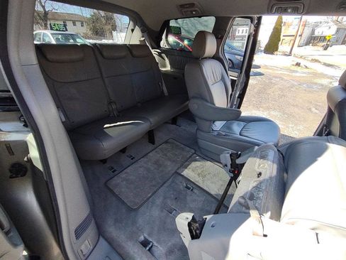 Used 2008 Toyota Sienna XLE image 20
