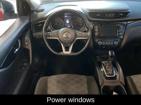 Used 2022 Nissan Rogue Sport SV AWD/4WD image 10
