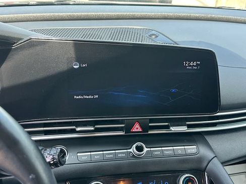 Used 2022 Hyundai Elantra Limited w/ Cargo Package FWD image 28