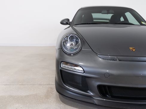 Used 2011 Porsche 911 GT3 RWD image 24