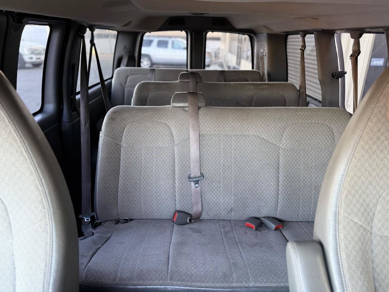 Used 2010 Chevrolet Express 3500 LT w/ LT Preferred Equipment Group RWD image 17