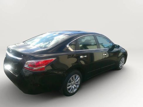 Used 2015 Nissan Altima 2.5 S w/ Power Driver Seat Package FWD image 5