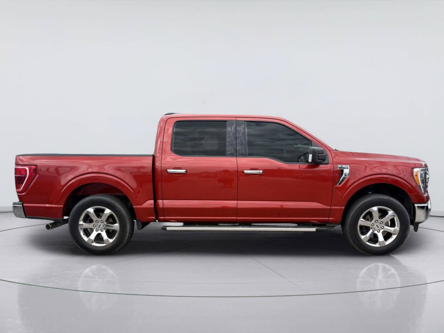 Used 2023 Ford F150 XLT w/ Equipment Group 302A High RWD image 2