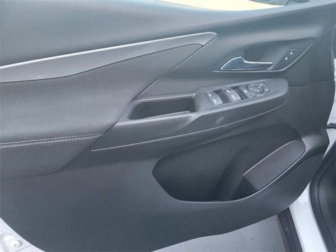 Certified 2022 Chevrolet Bolt LT image 6