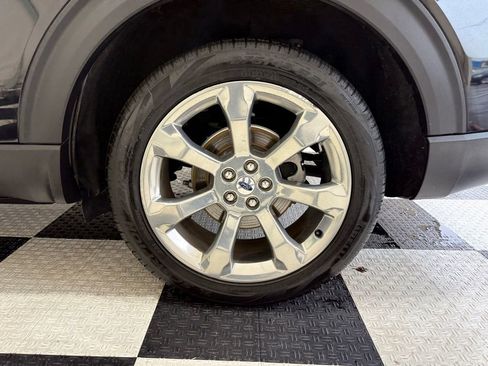 Used 2020 Ford Explorer Platinum w/ Premium Technology Package image 12