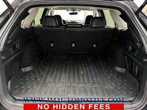 Used 2020 Subaru Outback Limited image 17