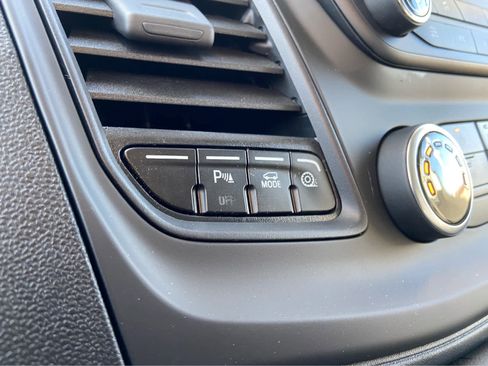 New 2025 Ford Transit 250 148 Medium Roof image 30