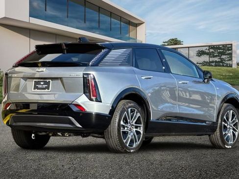 New 2026 Cadillac Optiq Sport 1 image 4