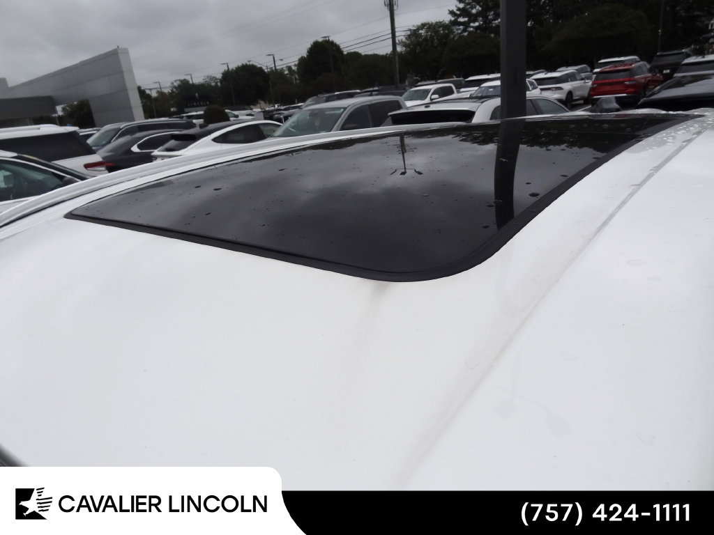 Used 2026 Lincoln Aviator AWD image 17