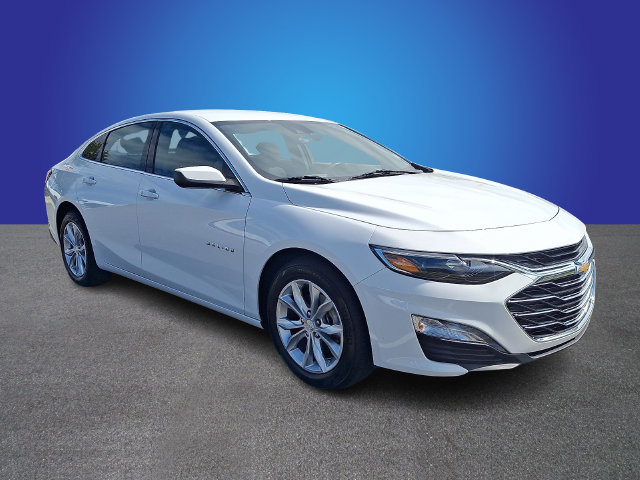 Used 2025 Chevrolet Malibu LT FWD image 3