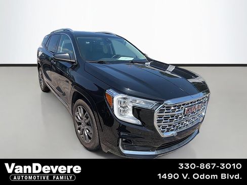 Used 2023 GMC Terrain Denali w/ Black Diamond Edition AWD/4WD image 1