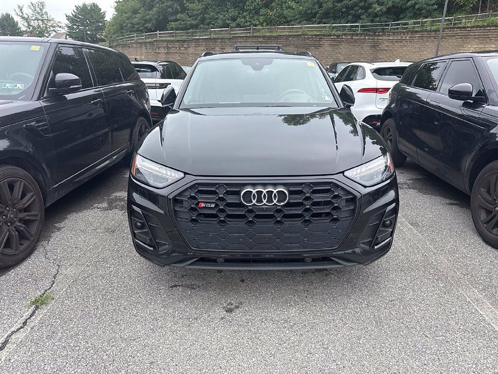 Used 2021 Audi SQ5 Prestige w/ Prestige Package AWD/4WD image 2