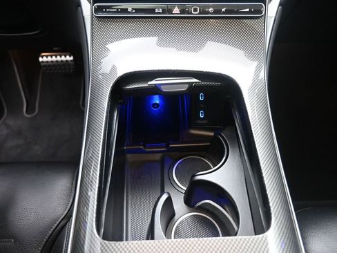 Used 2024 Mercedes-Benz GLC 300 4MATIC image 13