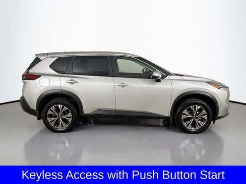 Used 2023 Nissan Rogue SV image 10