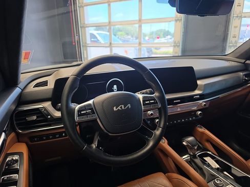 Certified 2023 Kia Telluride SX Prestige X-Line AWD/4WD image 20