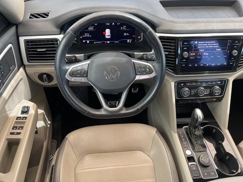 Certified 2022 Volkswagen Atlas SEL Premium AWD/4WD image 22